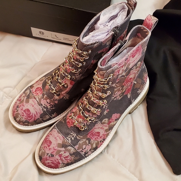 Anthropologie Cecelia New York Chance Hiking Boots - floral - Picture 12 of 16